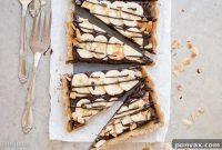 Guilt-Free No-Bake Chocolate Banana Tart Gluten Free Paleo Vegan