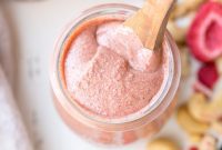 Strawberry Cashew Spread