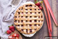 Heavenly Gluten Free Strawberry Rhubarb Pie