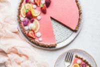 Zesty Gluten-Free Vegan Strawberry Lemonade Tart with Toasted Hazelnut Crust