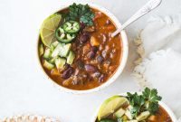 Hearty Plant-Based Chili