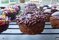 Fudgy Baked Chocolate Doughnuts