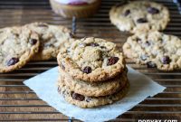 Golden Peanut Butter Oatmeal Raisin Delights