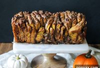 Warm Pumpkin Pecan Cinnamon Sugar Pull Apart