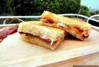 The Gourmet Roasted Garlic, Bacon and Tomato Grilled Cheese