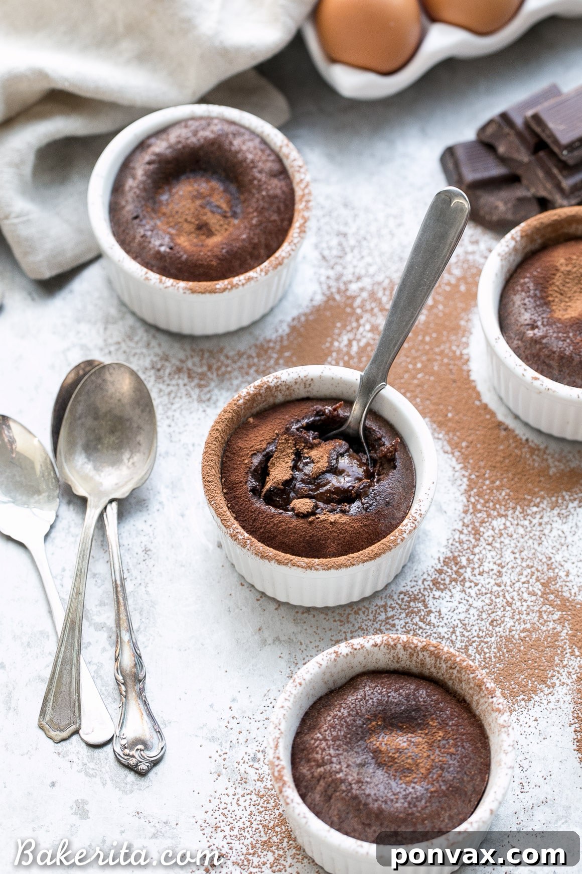 Flourless Chocolate Lava Cakes 5 These Paleo Chocolate Melting Cakes are incredibly gooey, rich and chocolatey! This easy, five-ingredient recipe is a healthier take on Carnival's Chocolate Melting Cake. You'll love the melting, gooey center!