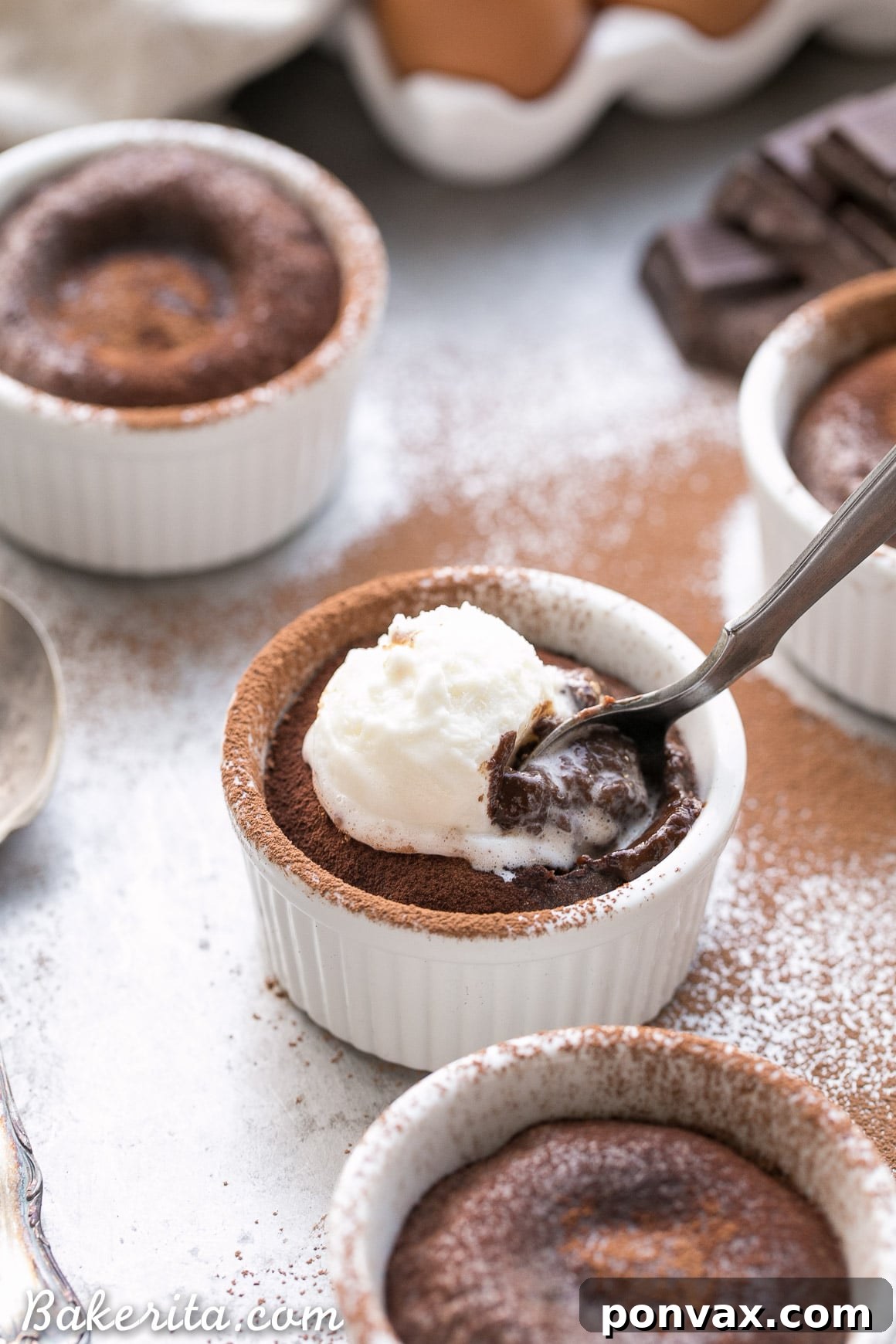 Flourless Chocolate Lava Cakes 6 These Paleo Chocolate Melting Cakes are incredibly gooey, rich and chocolatey! This easy, five-ingredient recipe is a healthier take on Carnival's Chocolate Melting Cake. You'll love the melting, gooey center!
