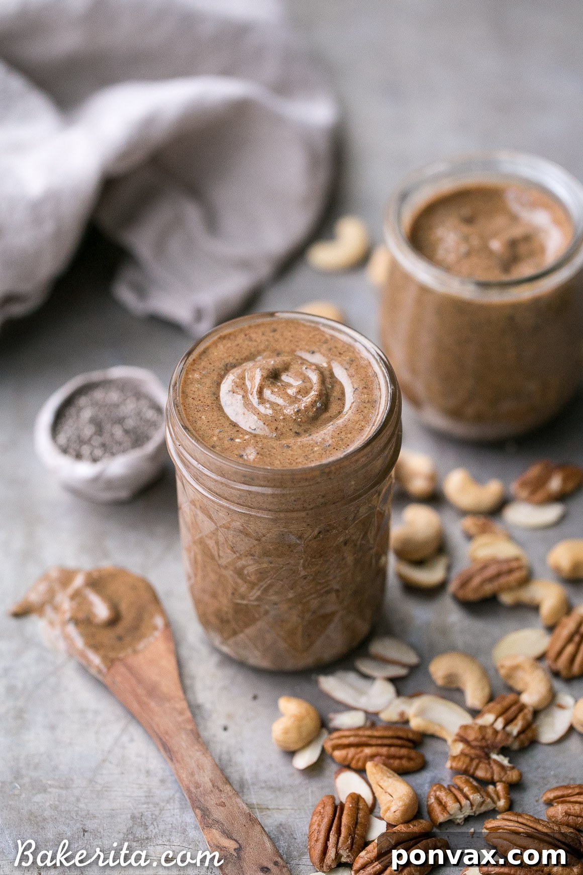 Powerhouse Seed Nut Butter 5 This Super Seed Nut Butter is made with a variety of nuts and seeds, creating a smooth and creamy spread that's super flavorful and loaded with nutrients. This delicious homemade nut + seed butter comes together quickly in a blender or food processor.