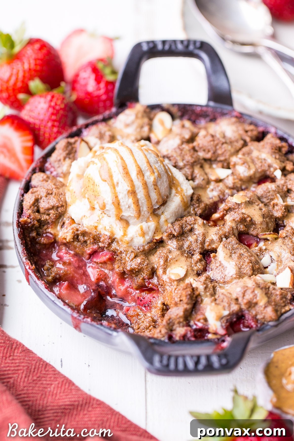 Healthy Indulgence Strawberry Crisp with Almond Butter Crumble 6 A close-up of the delicious Almond Butter Cookie Crumble, golden and perfectly textured.