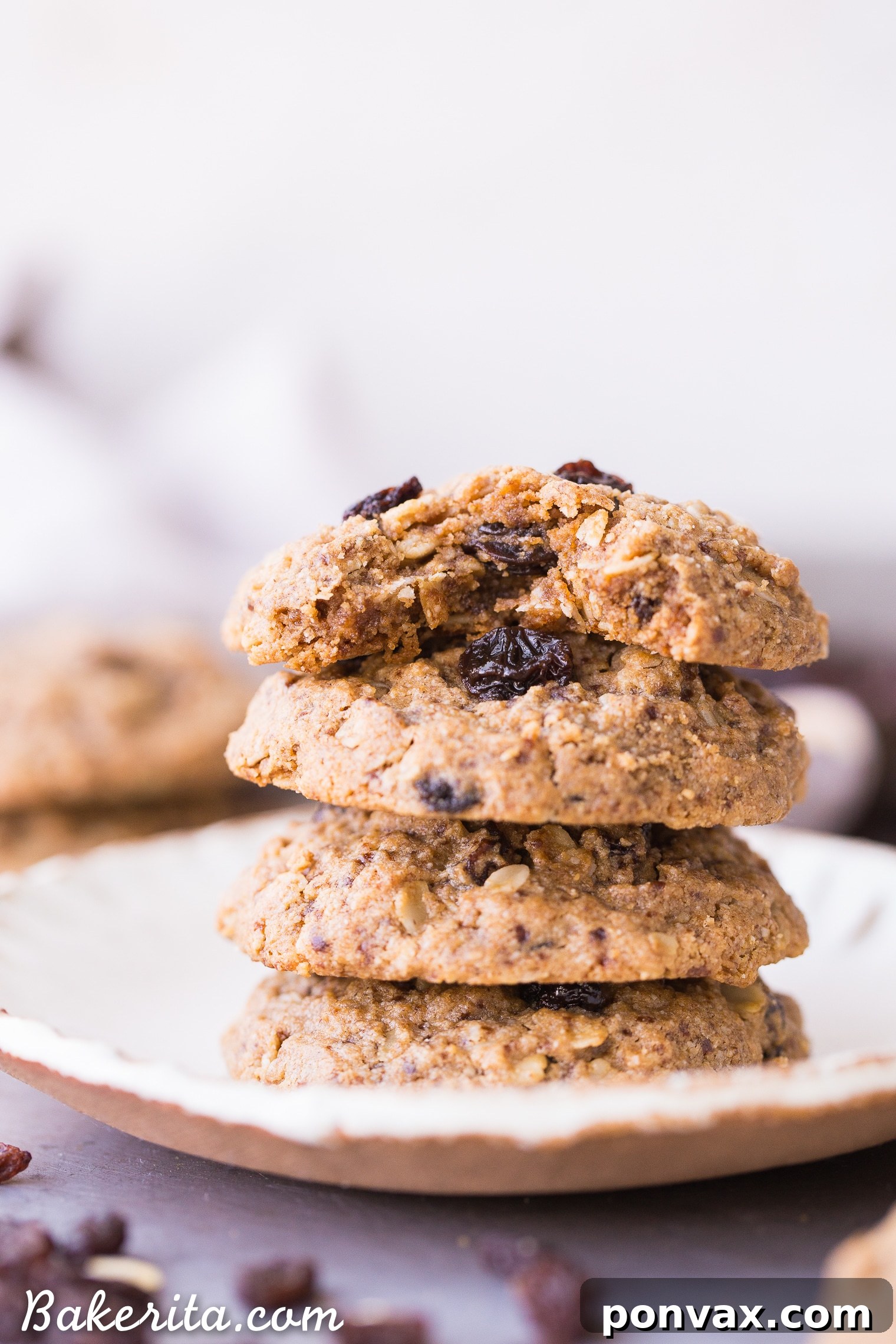 Guilt-Free Oatmeal Raisin Bliss 3 These Peanut Butter Oatmeal Raisin Cookies are the best oatmeal raisin cookies I've ever had! They're incredibly soft and chewy, with crispy edges and MAJOR peanut butter flavor. You won't believe they're gluten-free, refined sugar-free and vegan.