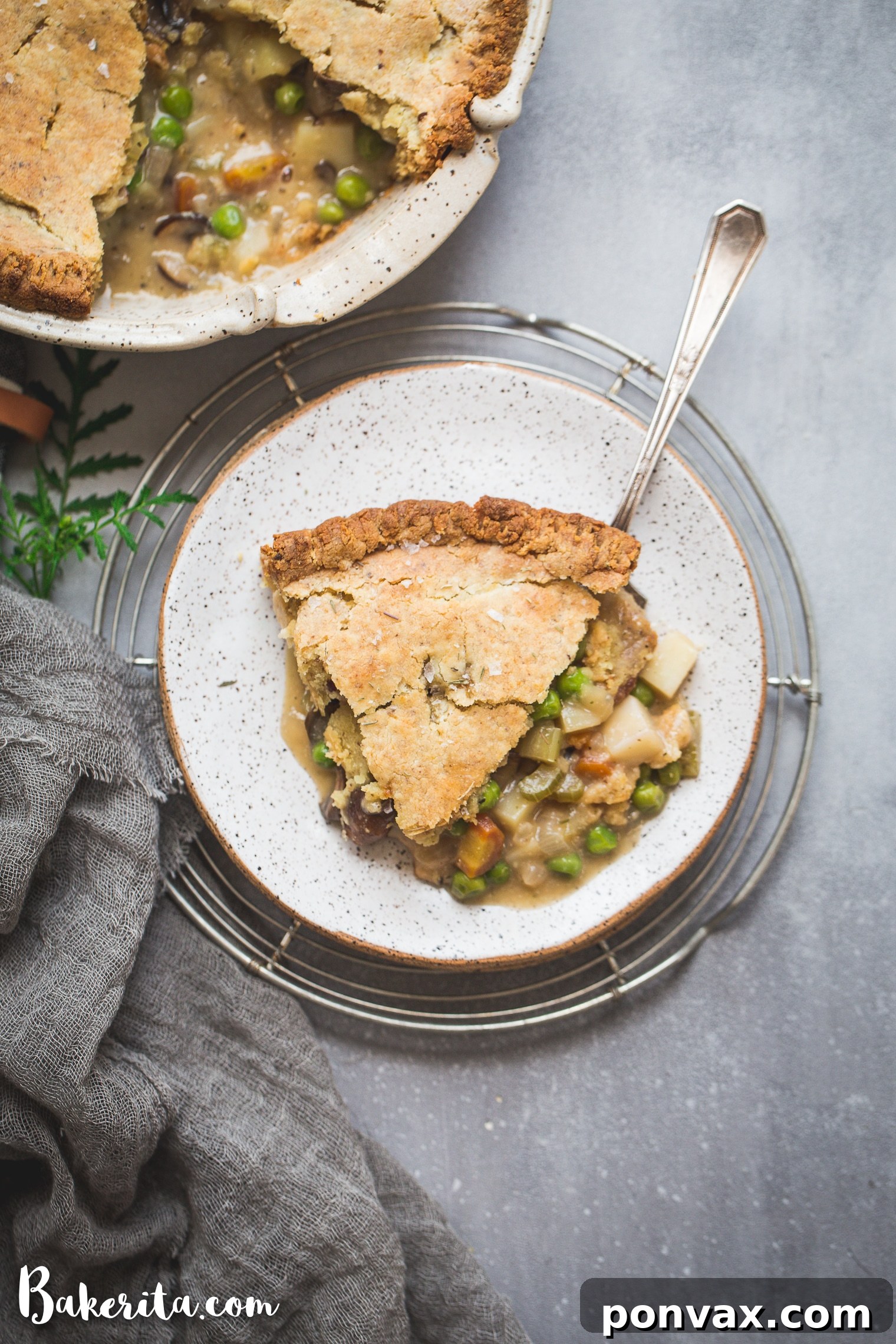 Vegan Super Bowl Feast: Over 50 Game Day Recipes 23 This Vegan Pot Pie has a scrumptious flaky gluten-free & paleo crust and the creamy filling is absolutely loaded with vegetables! This hearty, filling meal is perfect for chilly days and freezes well.