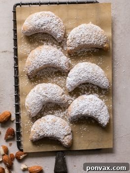 Delicious Vegan Almond Crescent Cookies