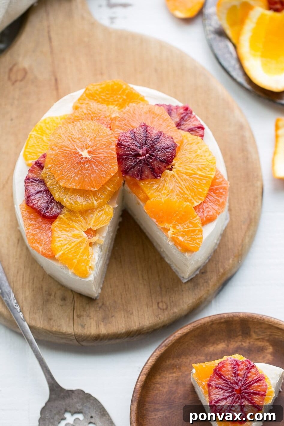 15+ Zesty Vegan Lemon Recipes 2 This No-Bake Lemon Cheesecake is a cashew-based raw, vegan, and Paleo cheesecake adorned with slices of juicy citrus. It's incredibly creamy, a little tangy, and lightly sweetened with maple syrup.
